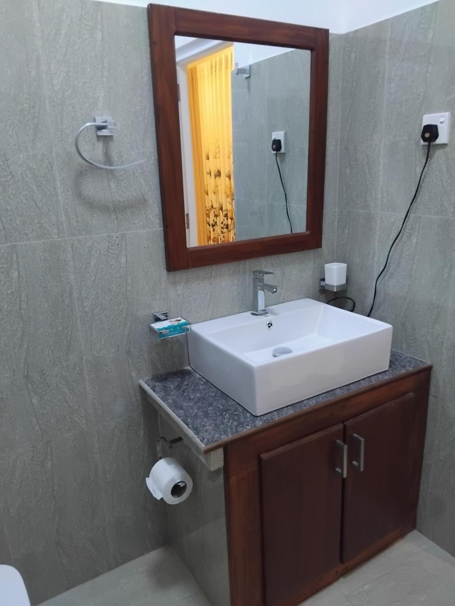 Illumination Stay Negombo Ngoại thất bức ảnh